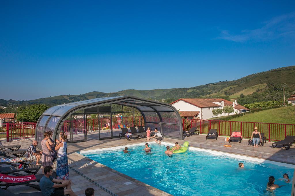 Domaine Chalets Larlapean Saint-Martin-dʼArrossa 외부 사진
