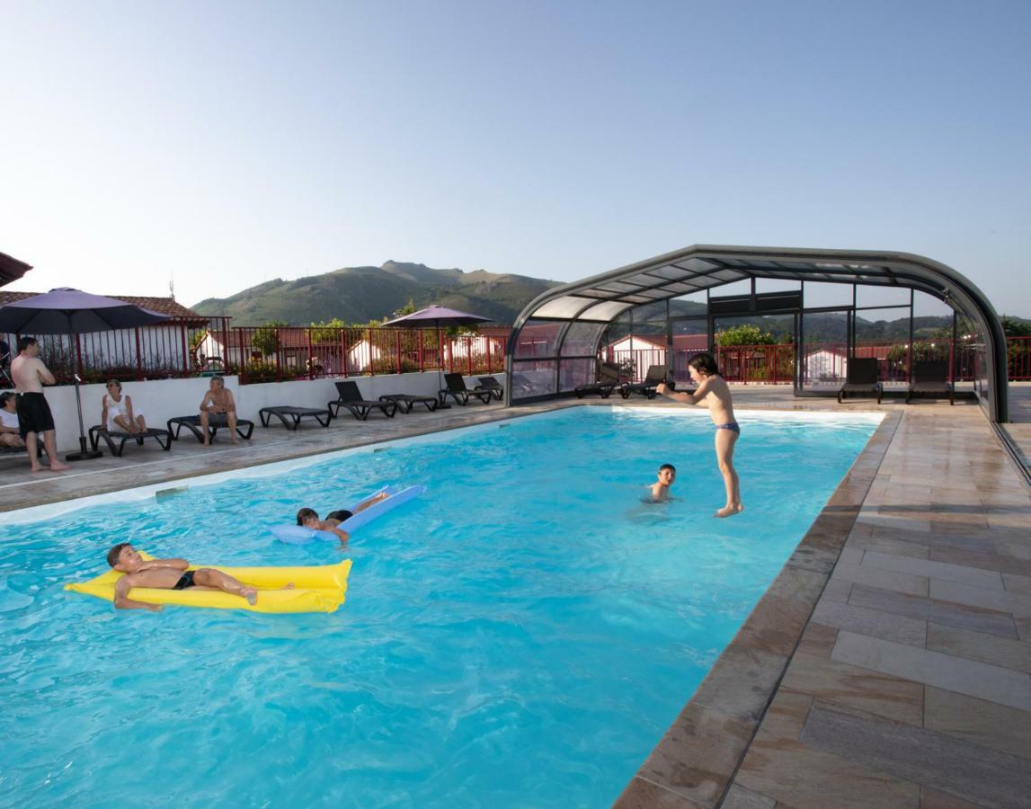 Domaine Chalets Larlapean Saint-Martin-dʼArrossa 외부 사진